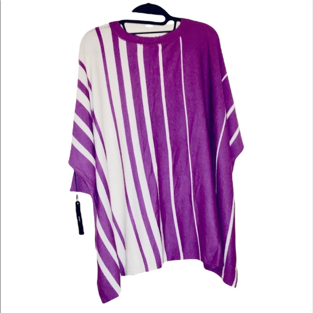 NWT BCBG Maxzaria: S/M Comfy Stripes Round Neck Sweater - Picture 2 of 3